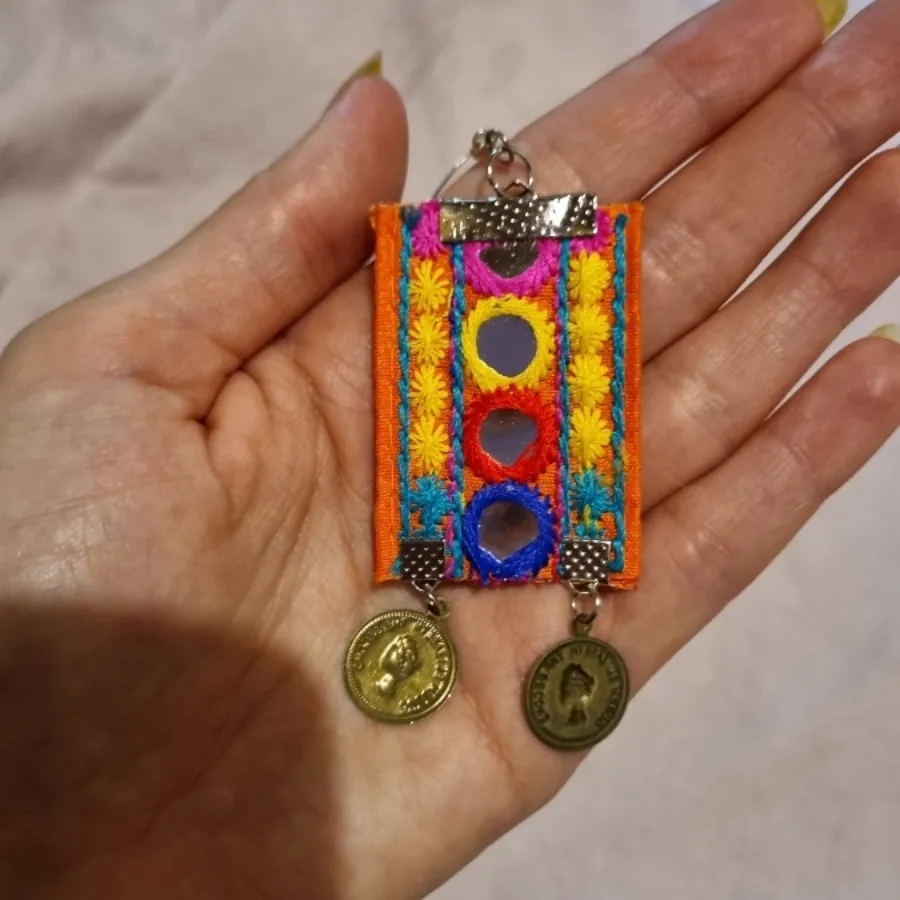 گوشواره رشتی دوزی