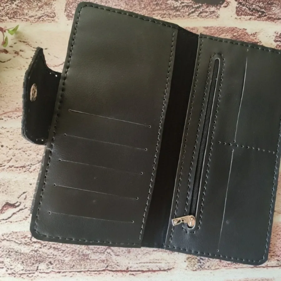 کیف پول دستدوز