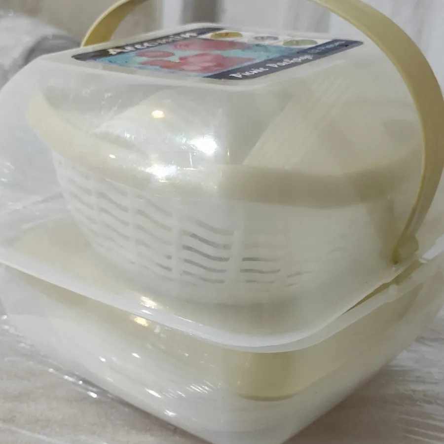 سرویس ظروف مسافرتی