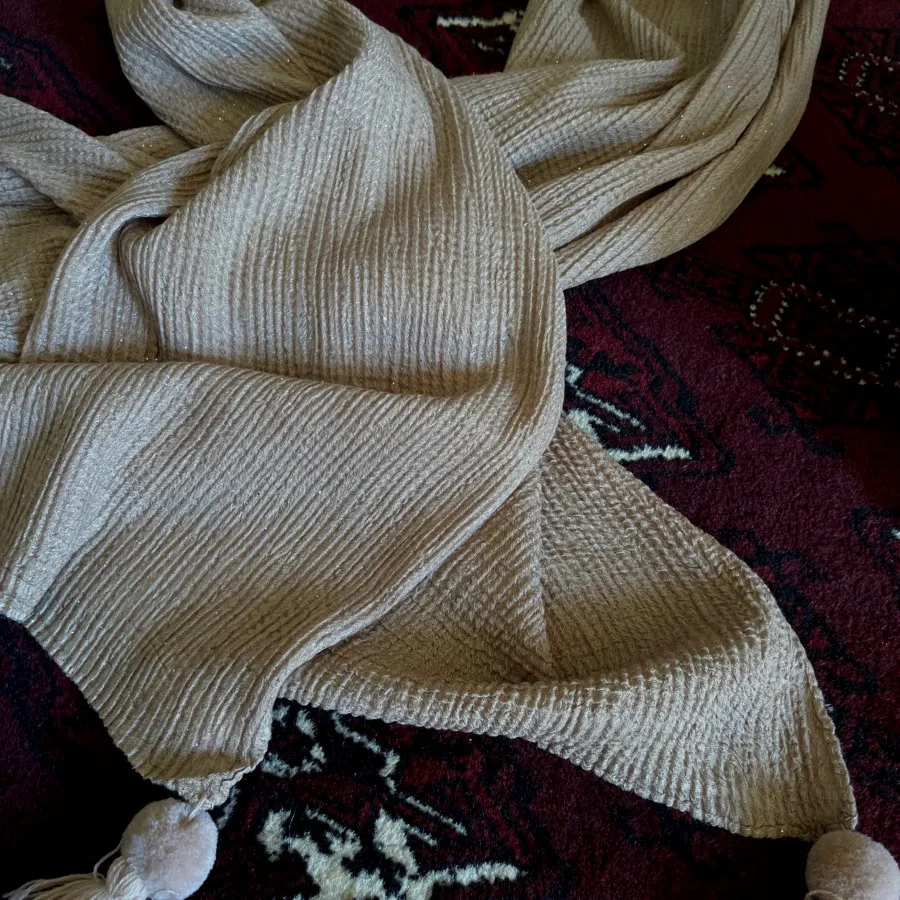 شال کرم نسکافه ای
