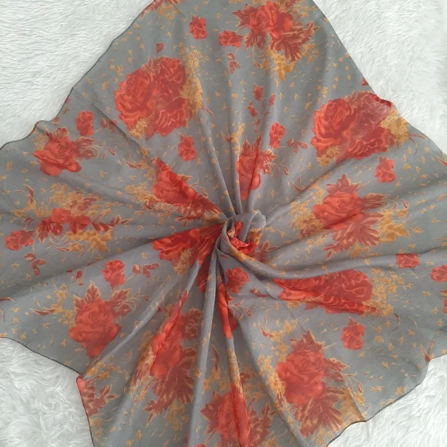 روسری طوسی قرمز نو