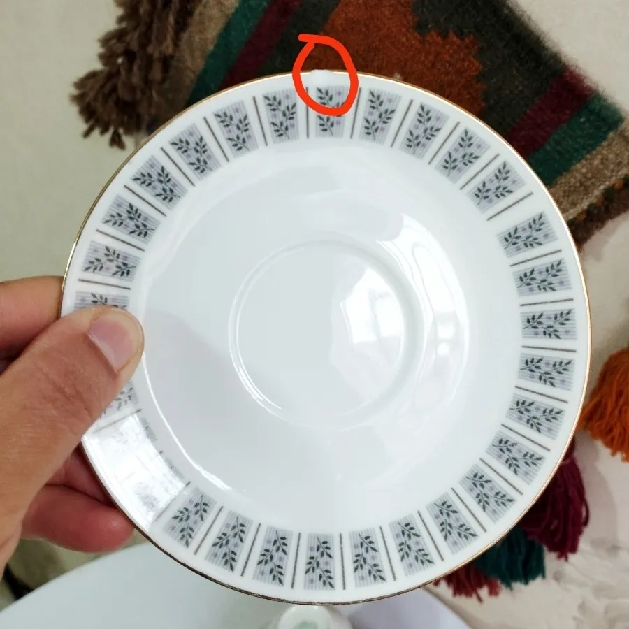 فنجان و نعلبکی چینی