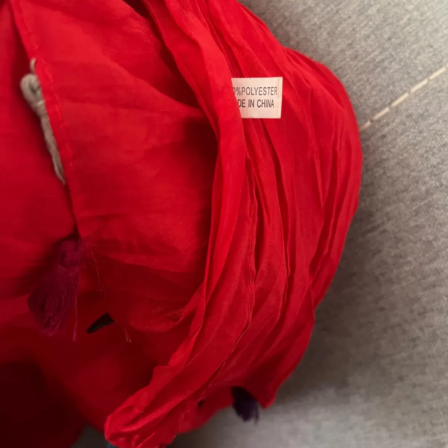 شال قرمز چینی