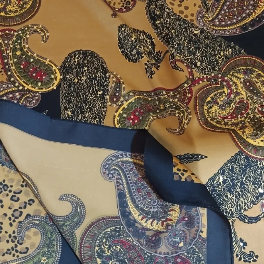 روسری طلاکوب