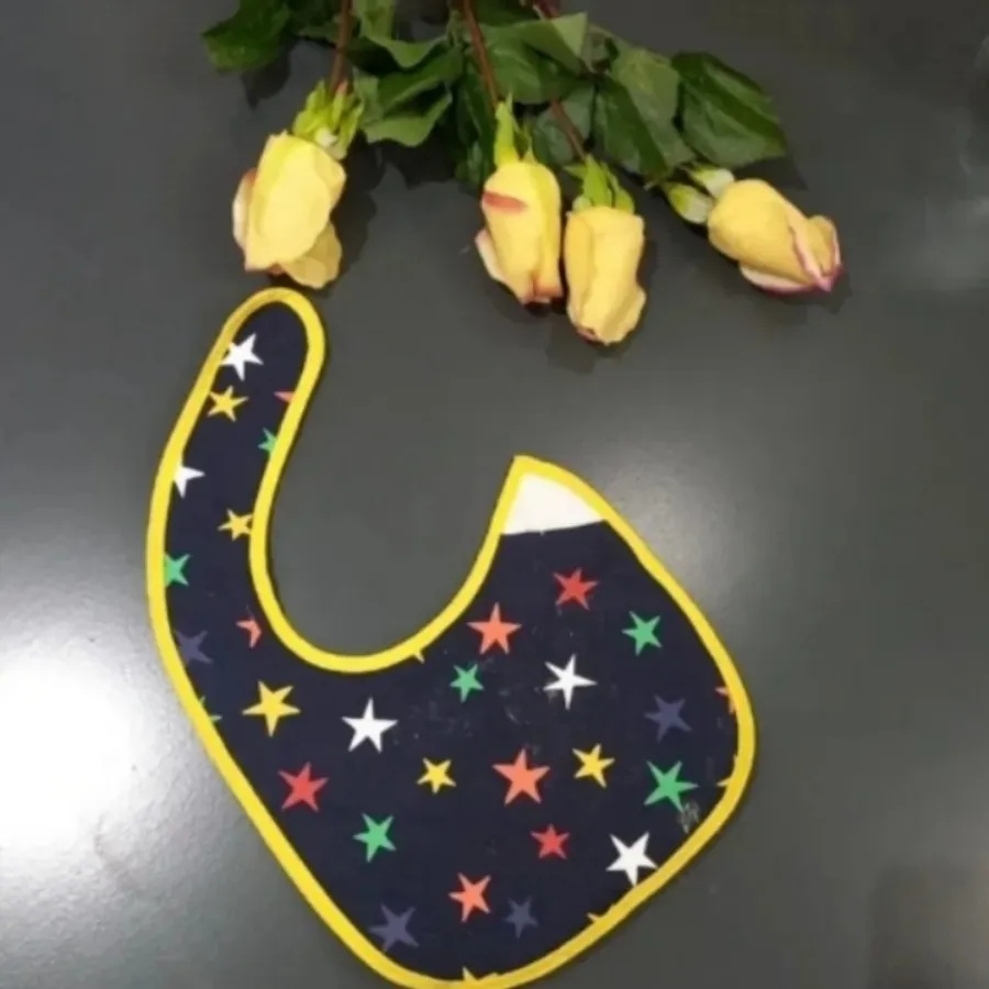 پیشبند نوزاد