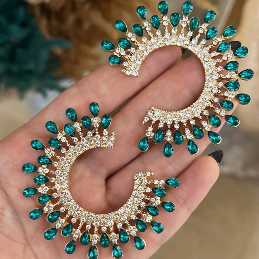 گوشواره ی کریستالی