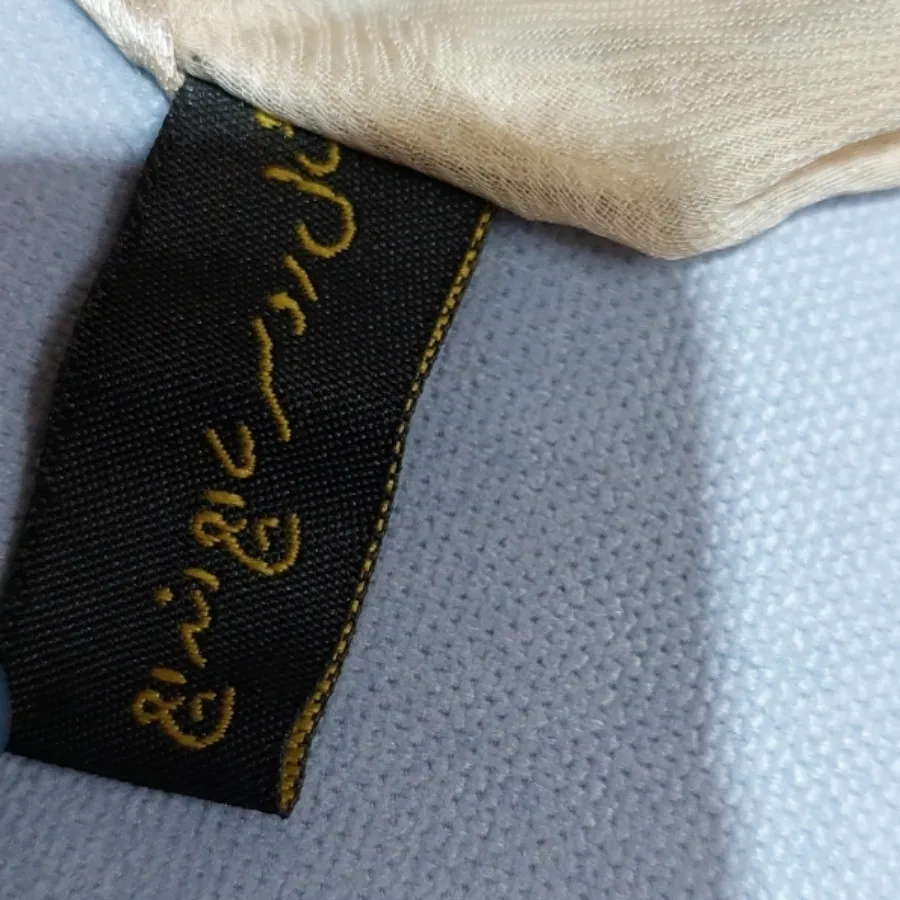 شال حریر ابریشم  اچ انداچ