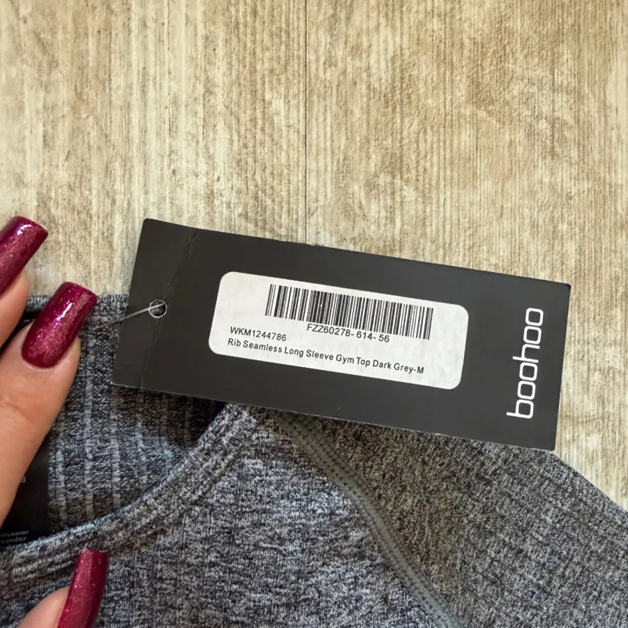 کراپ ورزشی boohoo
