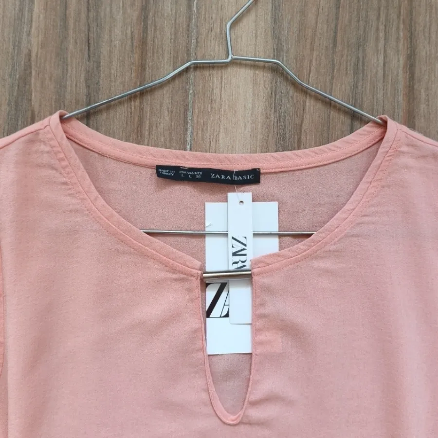 تیشرت زارا اتیکت دار