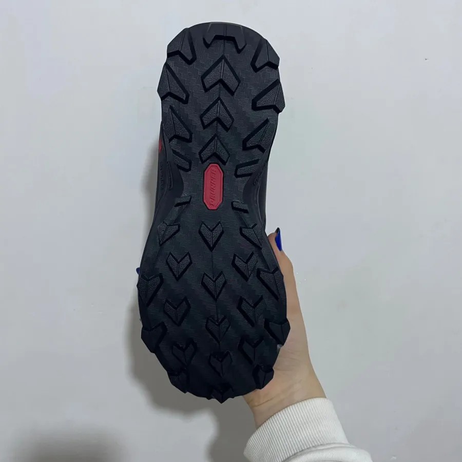 کفش اسپورت