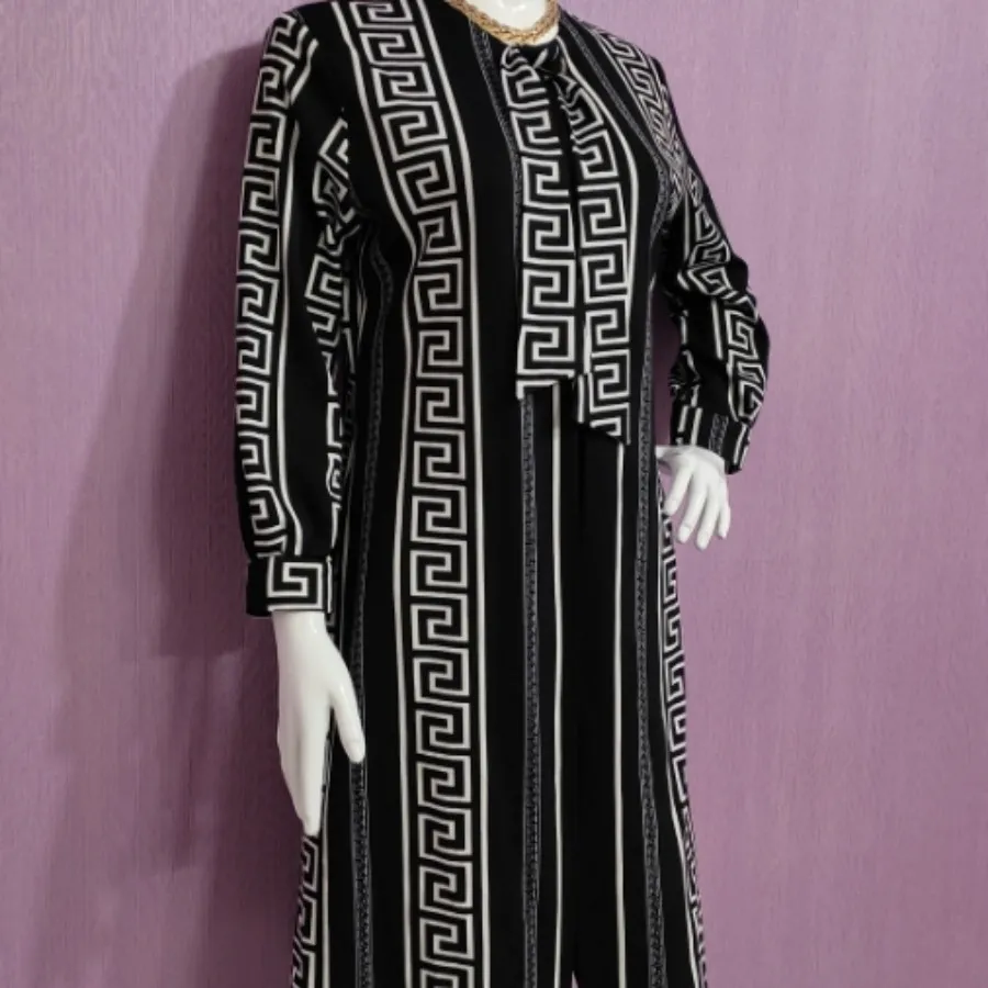 مانتو کراواتی طرح ورساچه
