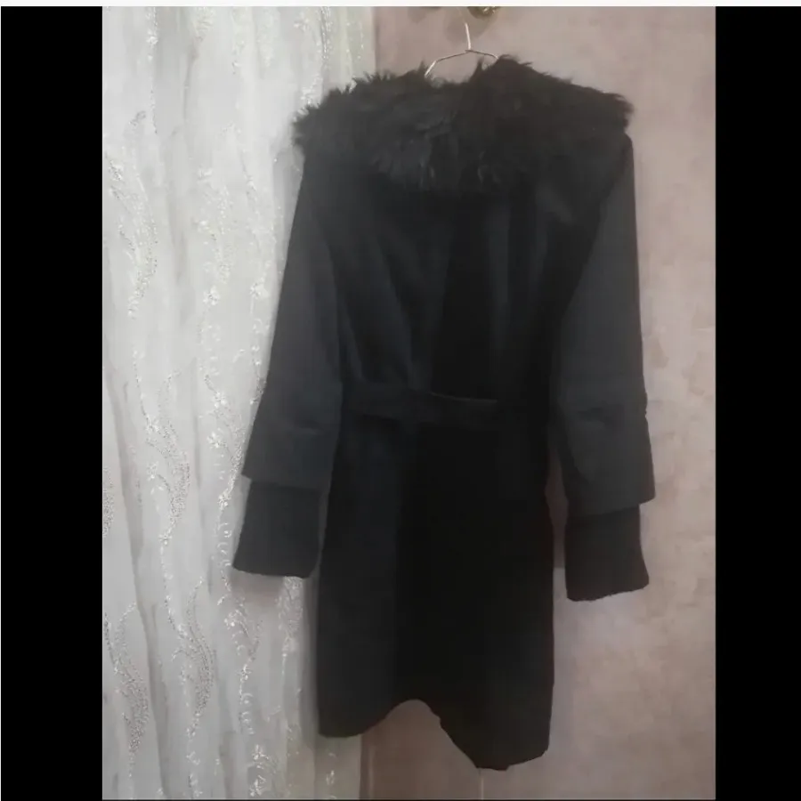 پالتو مشکی خزدار