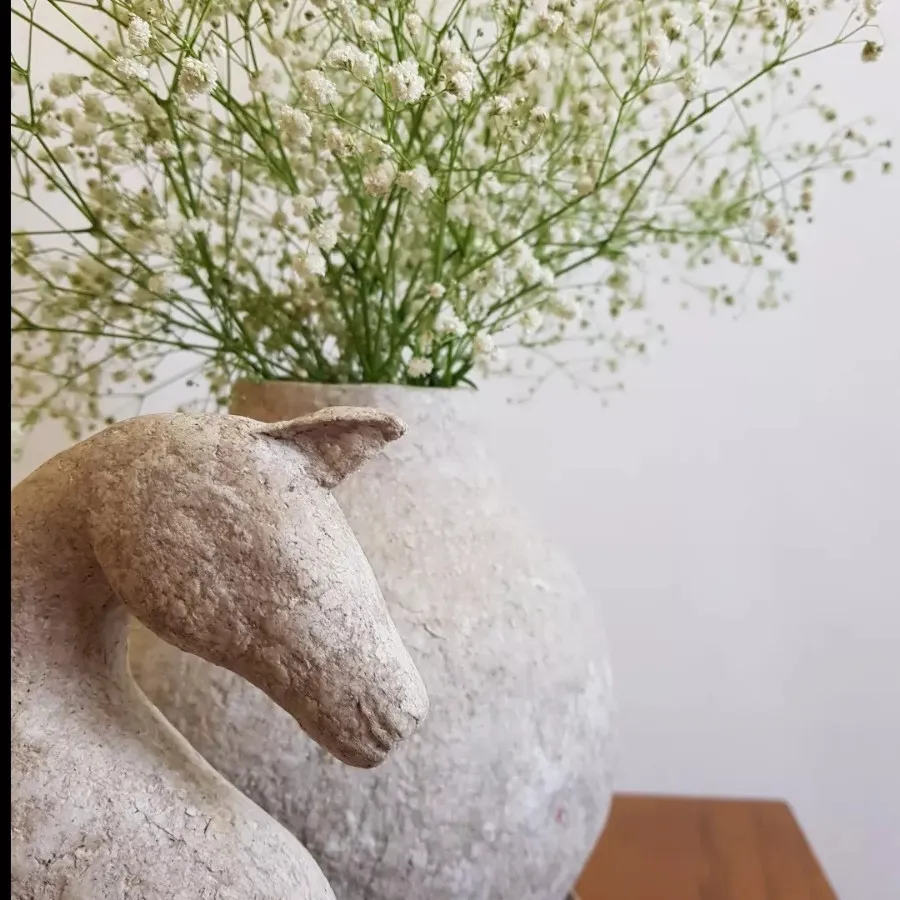 مجسمه اسب پاپیه ماشه