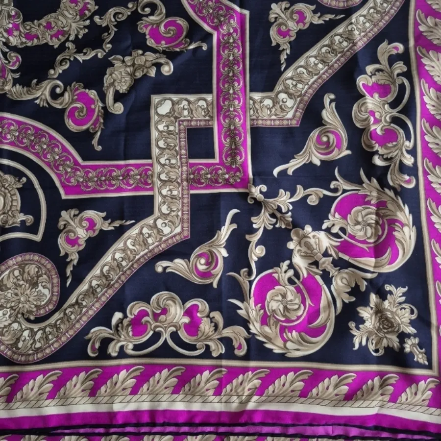 روسری قواره دار ساتن