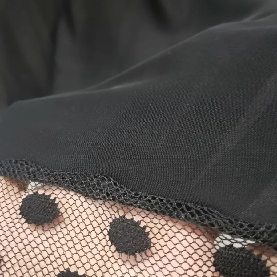 شال لبه تور خال خالی حریر