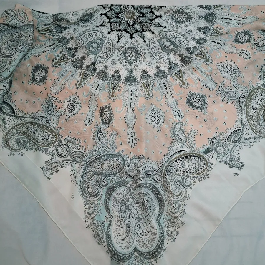 روسری مجلسی