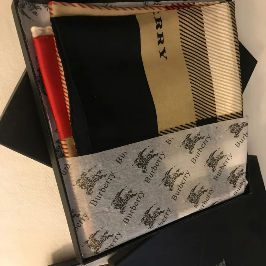 روسری Burberry