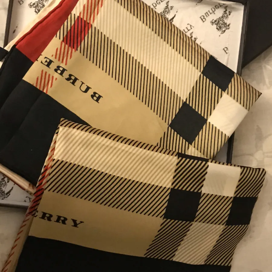 روسری Burberry