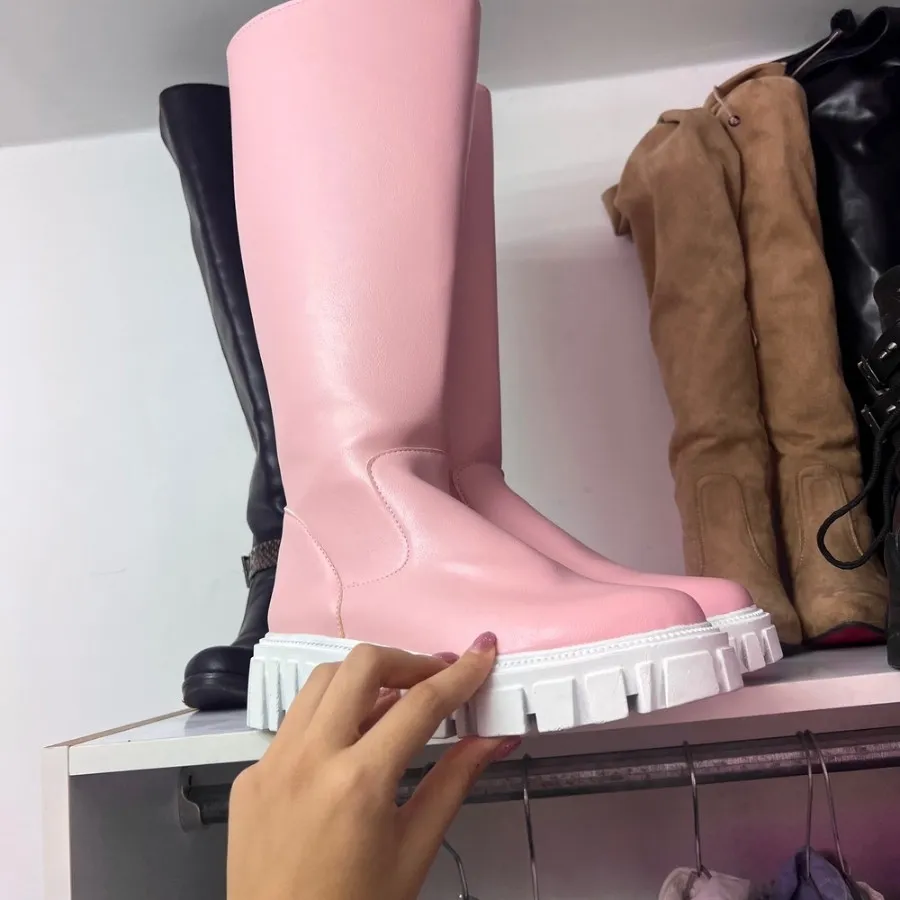 boot pink