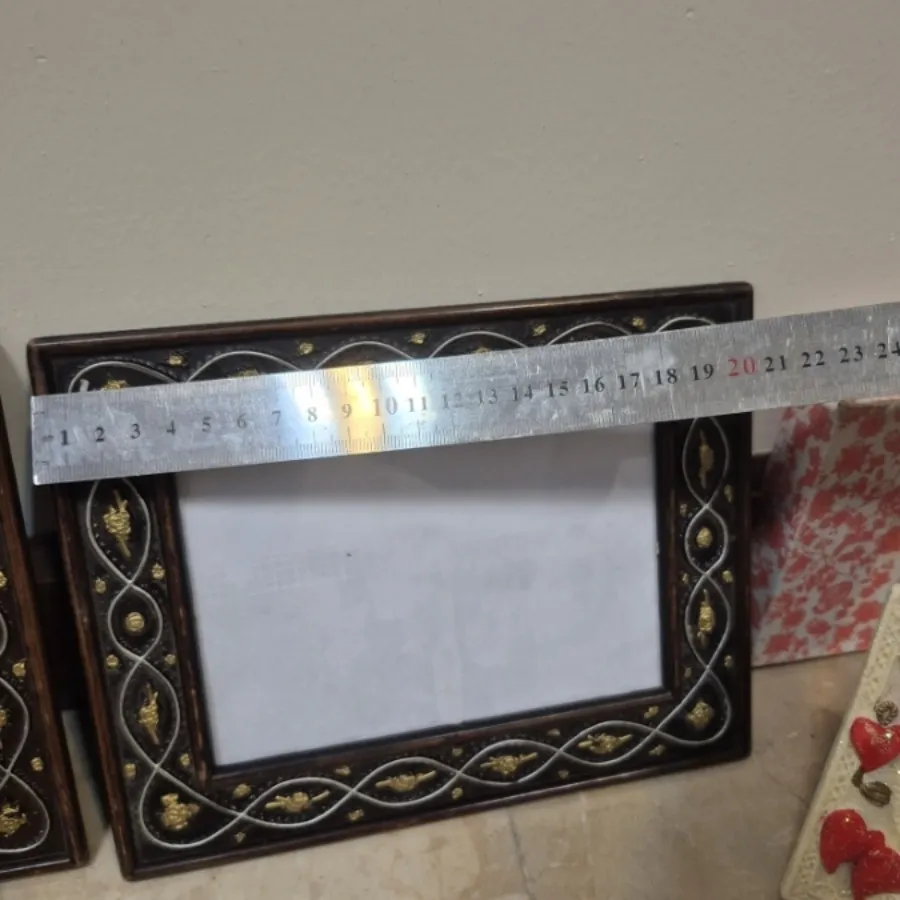 4 عدد قاب عکس