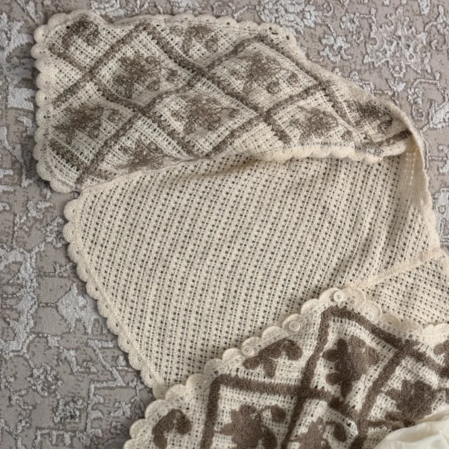 کت قلابدوزی