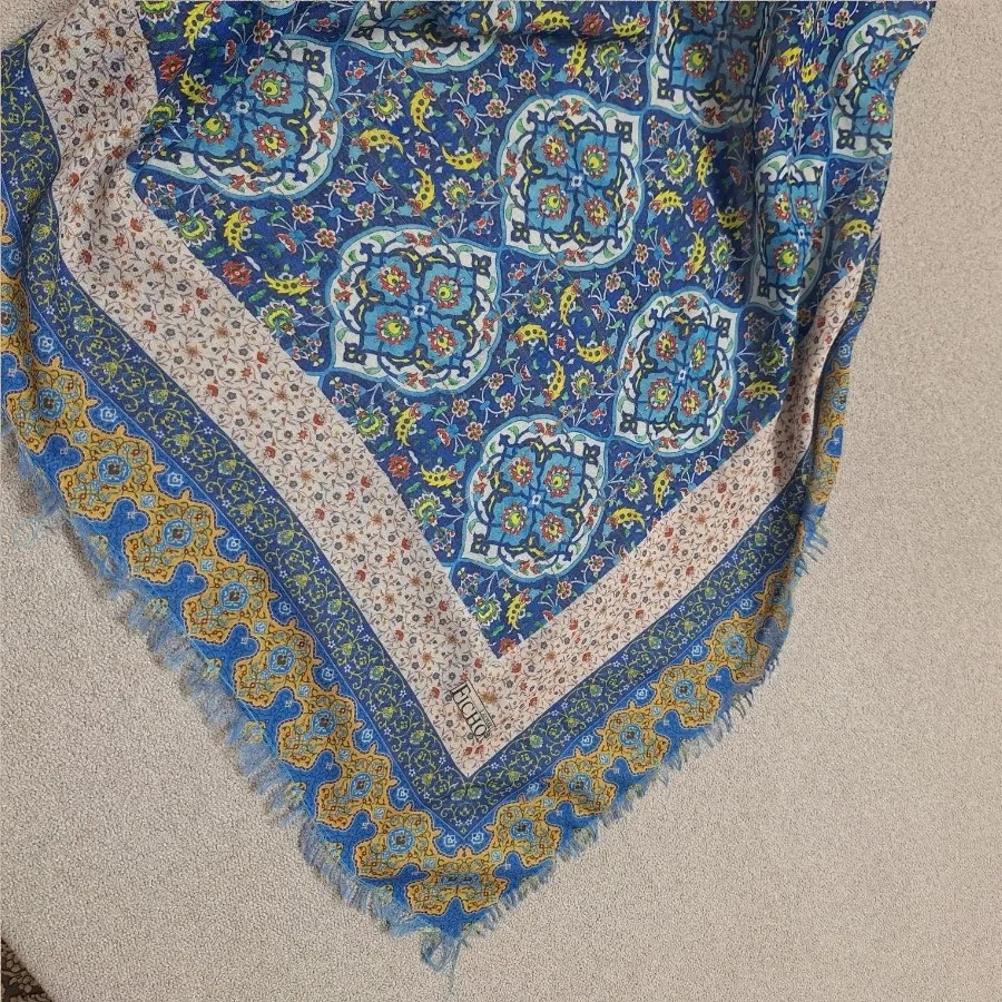 روسری سنتی
