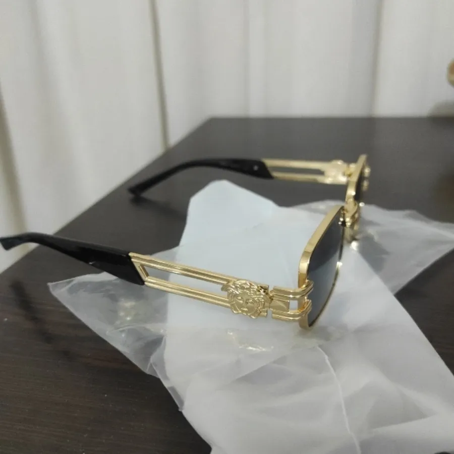 عینک ورساچه