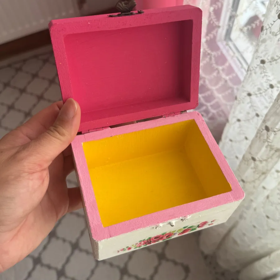 جعبه چوبی