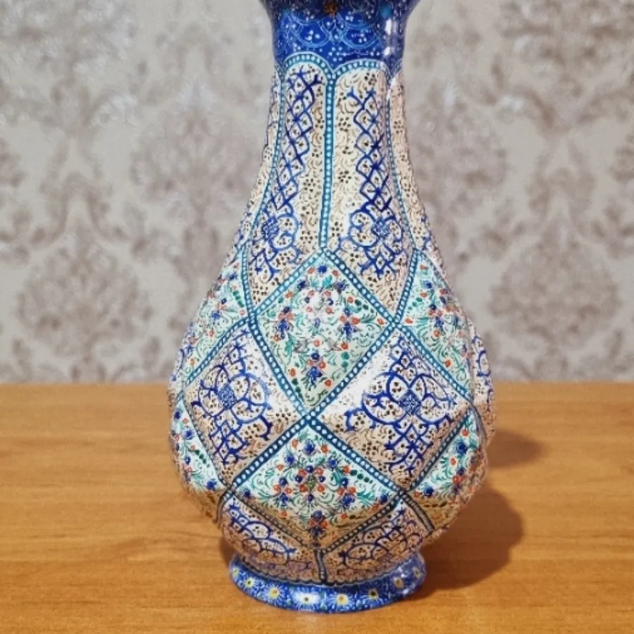 گلدان میناکاری
