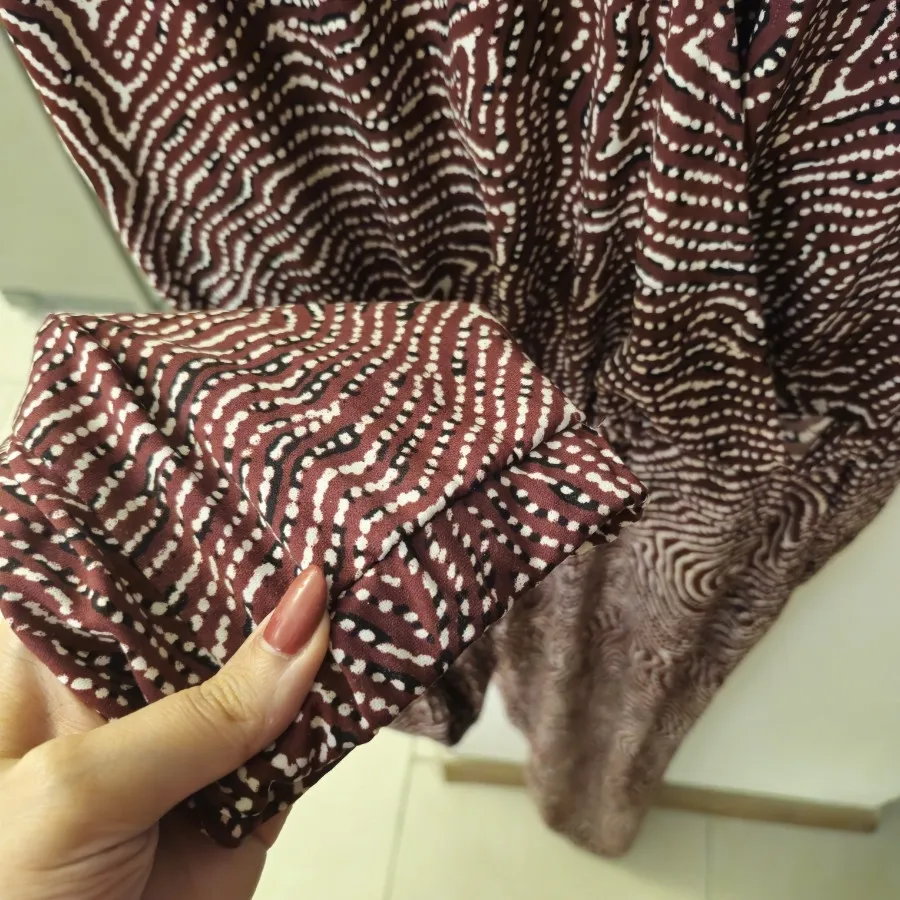سرهمی آلمانی زرشکی