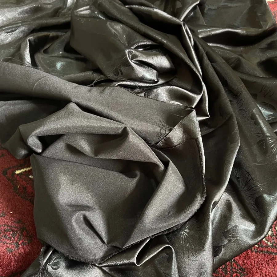 پارچه ساتن مشکی
