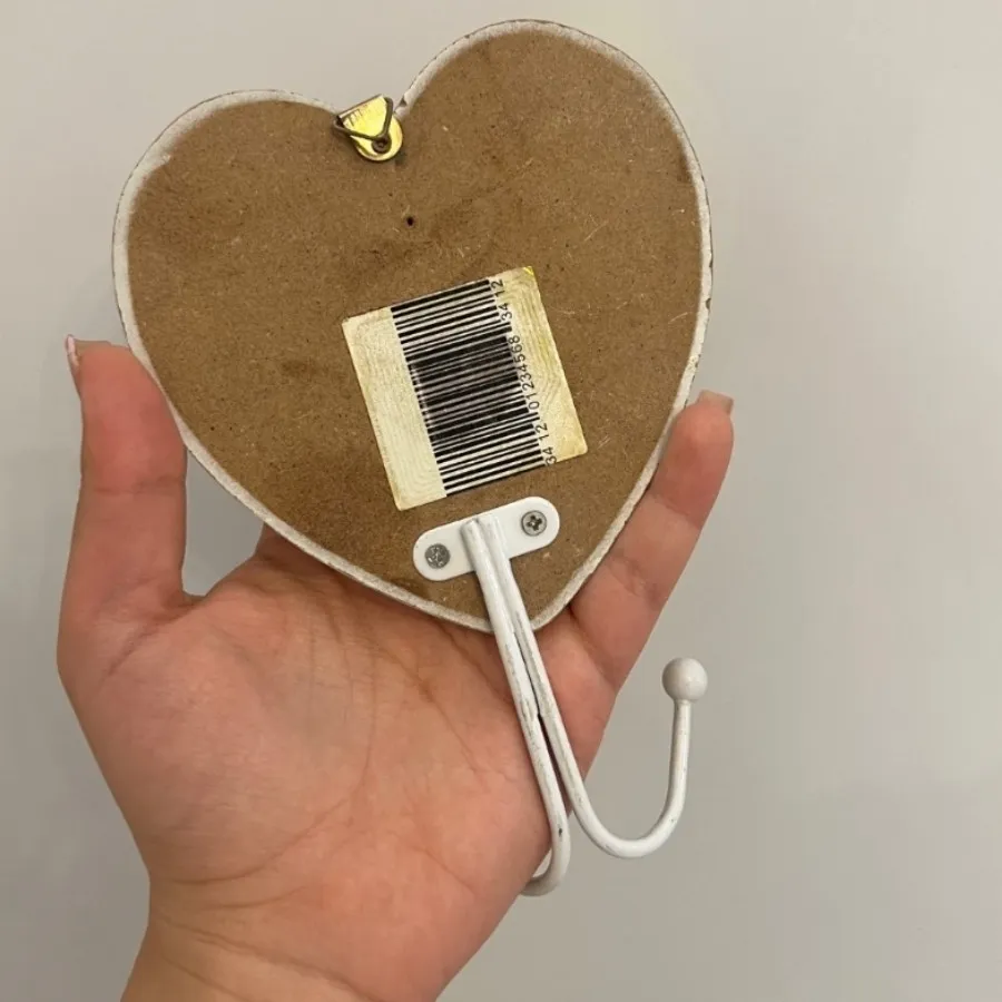آویز لباس چوبی