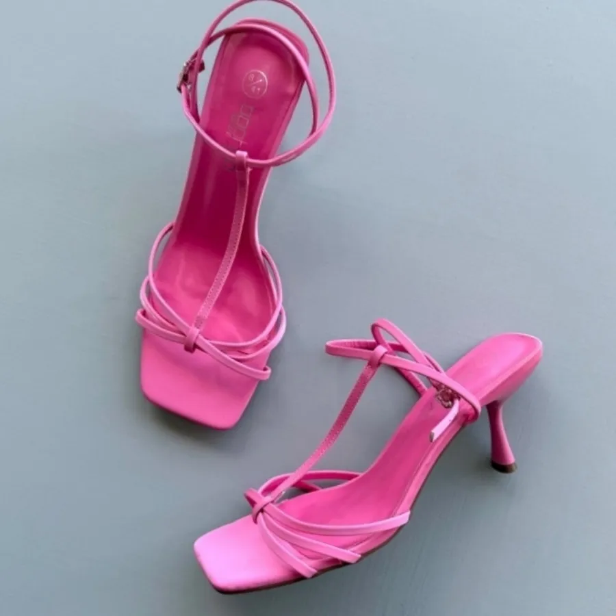 صندل اورجینال برند BOOHOO