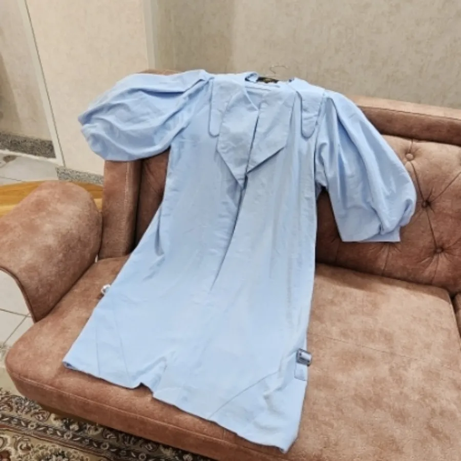 مانتو آبی