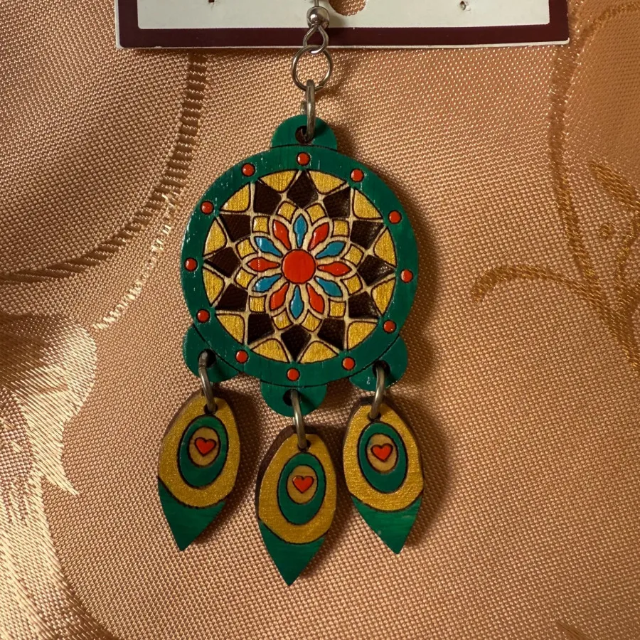 گوشواره چوبی هنری