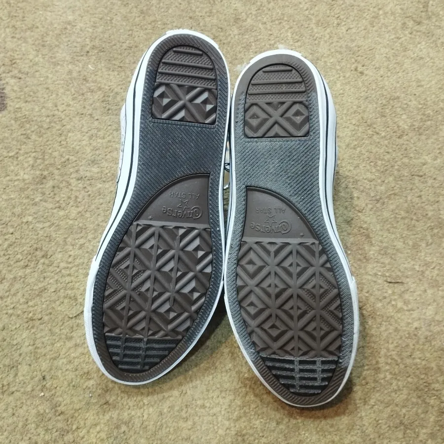 کفش کتونی فانتزی