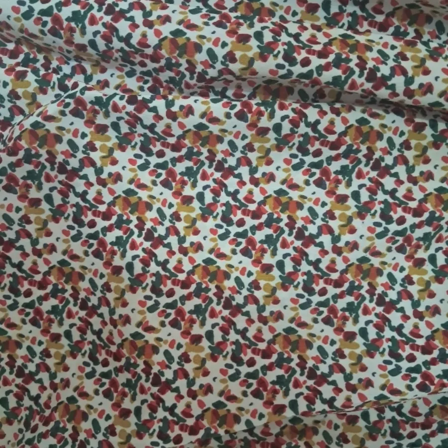 شومیز چین‌دار
