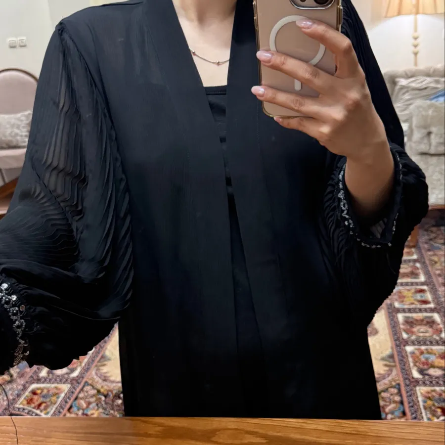 مانتو حریر بلند مشکی