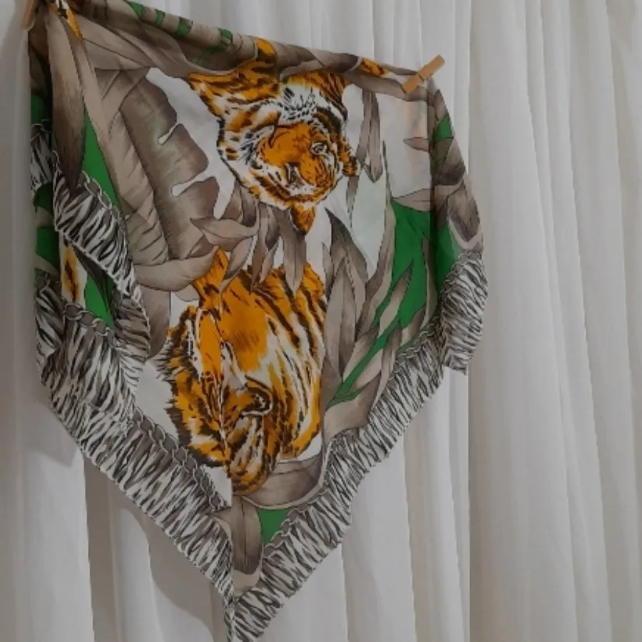 روسری لاکچری