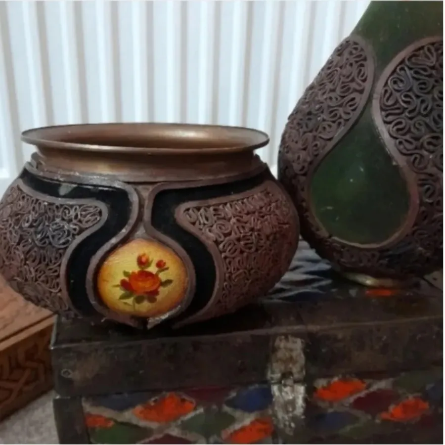 تنگ و کاسه قدیمی