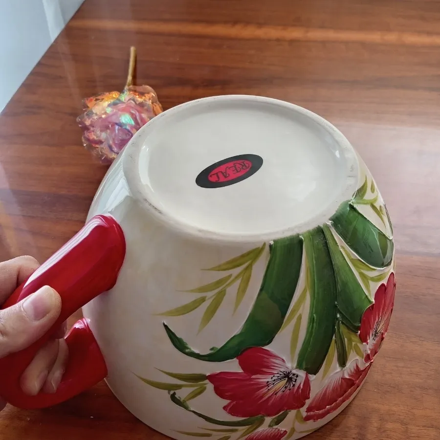فنجان سوپخوری بزرگ