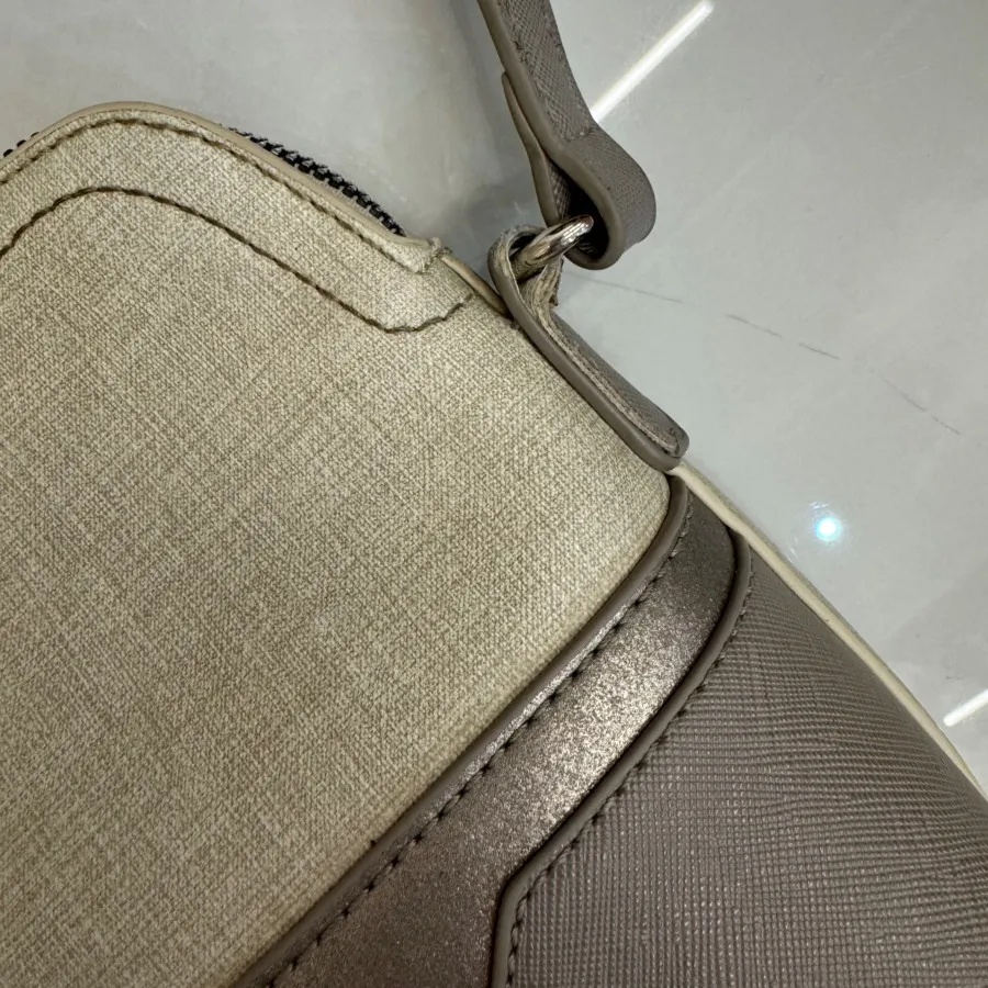 کیف دیوید جونز