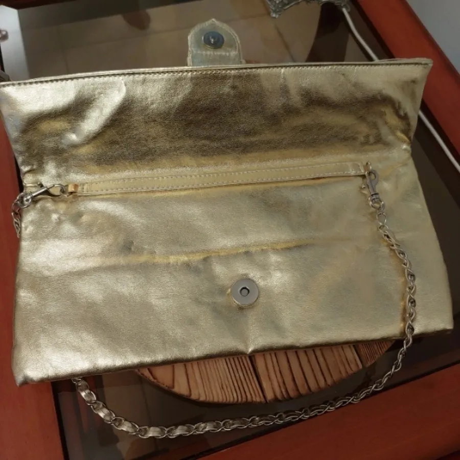 کیف طلایی