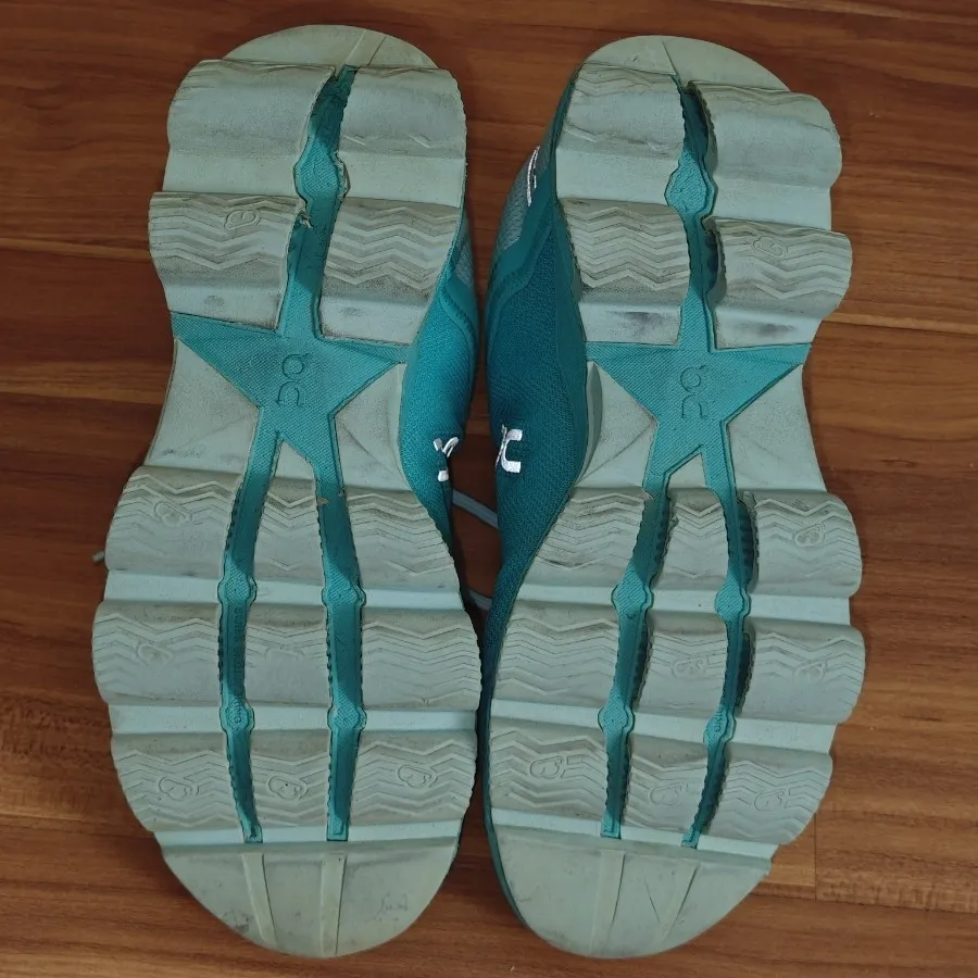 کفش آن رانینگ qc سایز 37