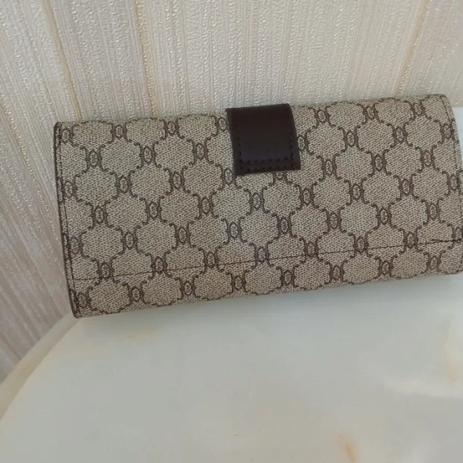 کیف پول زنانه