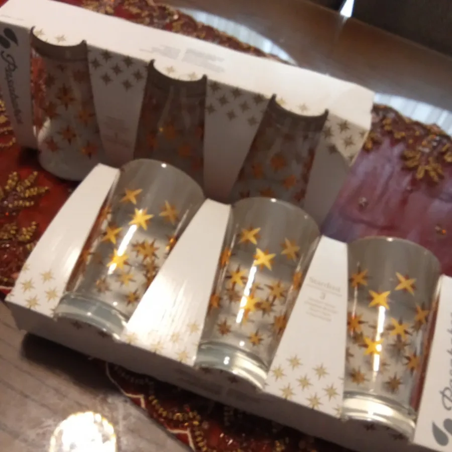 لیوان نقش ستاره طلایی