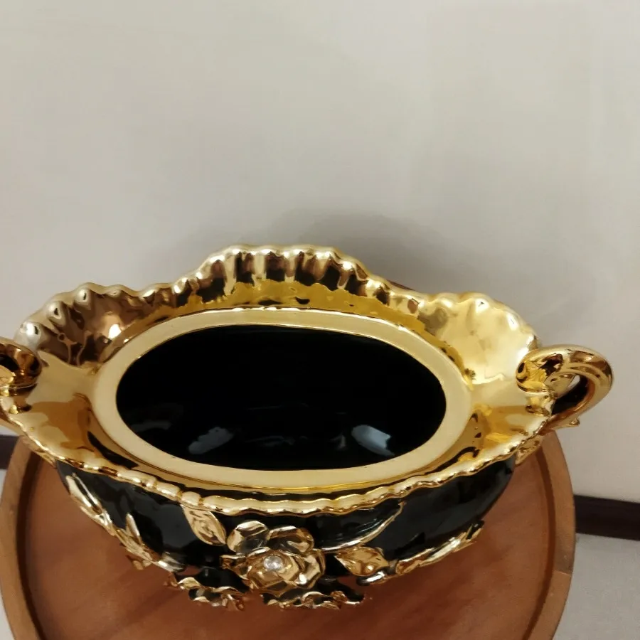 شکلات خوری بزرگ