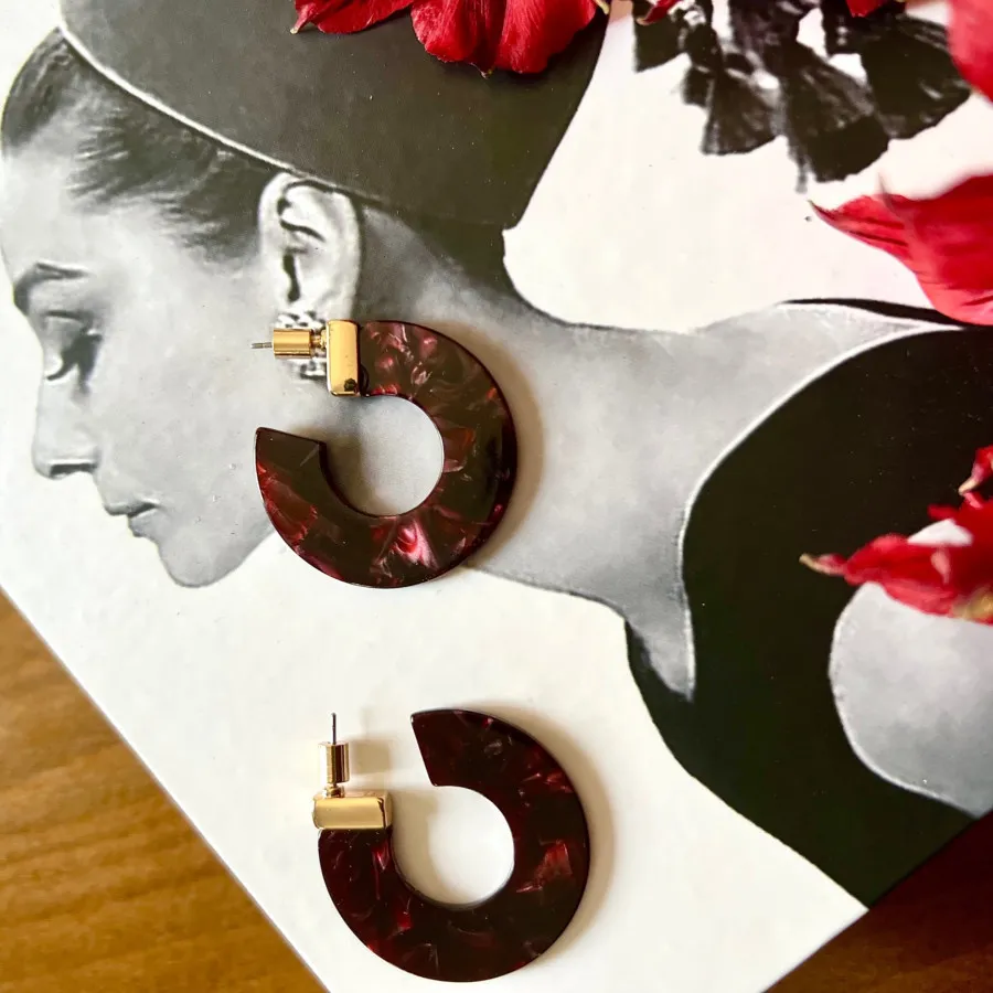 گوشواره رزین مدرن طرح سنگ