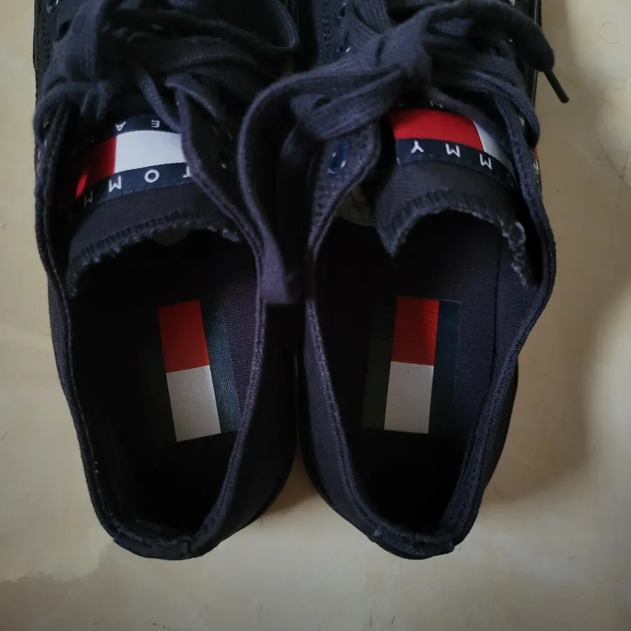 کتونی تامی هلفیگر tommy