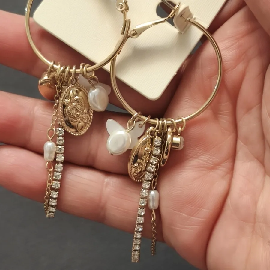 گوشواره نگین صدف